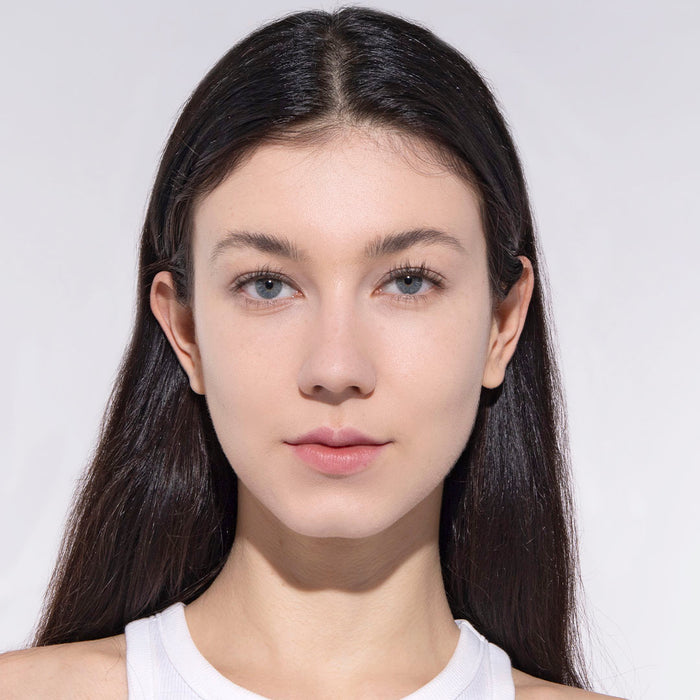 Bloqueador solar en barra con color Ollie tono 10