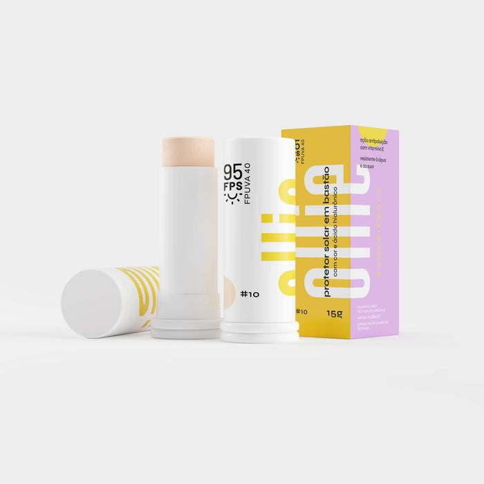 Bloqueador solar en barra con Color FPS 95 Ollie.  Con una cobertura media, larga duración  y acabado sin brillo.